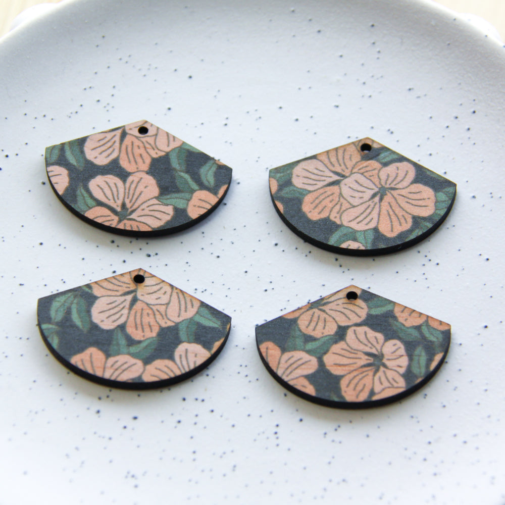 Fan Shape - 1 Hole - Natural Look Print in Australiana - 75