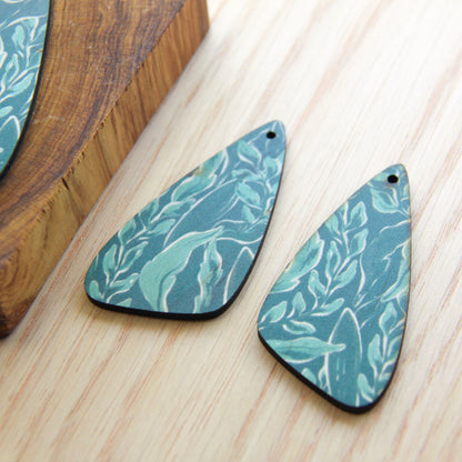 Irregular Shape -  Natural Look Print in Australiana - 80