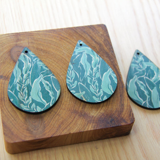 Teardrop Shape - Natural Look Print in Australiana - 80