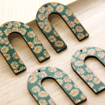 Horseshoe Shape - Natural Look Print in Sunflower - 06