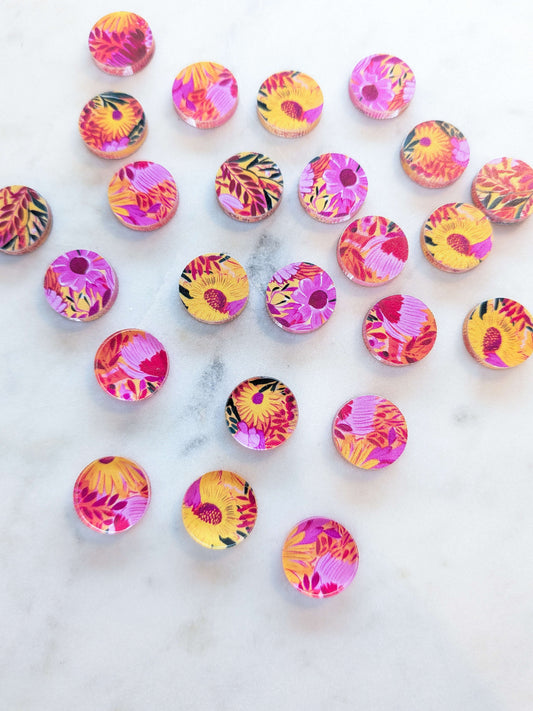 Clear Acrylic - 1.5cm Circle - Stud - Bold Floral - 70