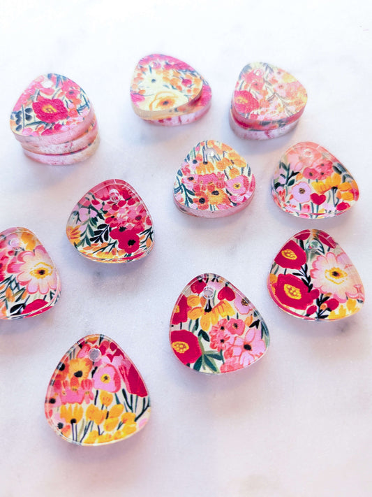 Clear Acrylic - 2cm Pebble - 1 Hole - Bold Floral - 73