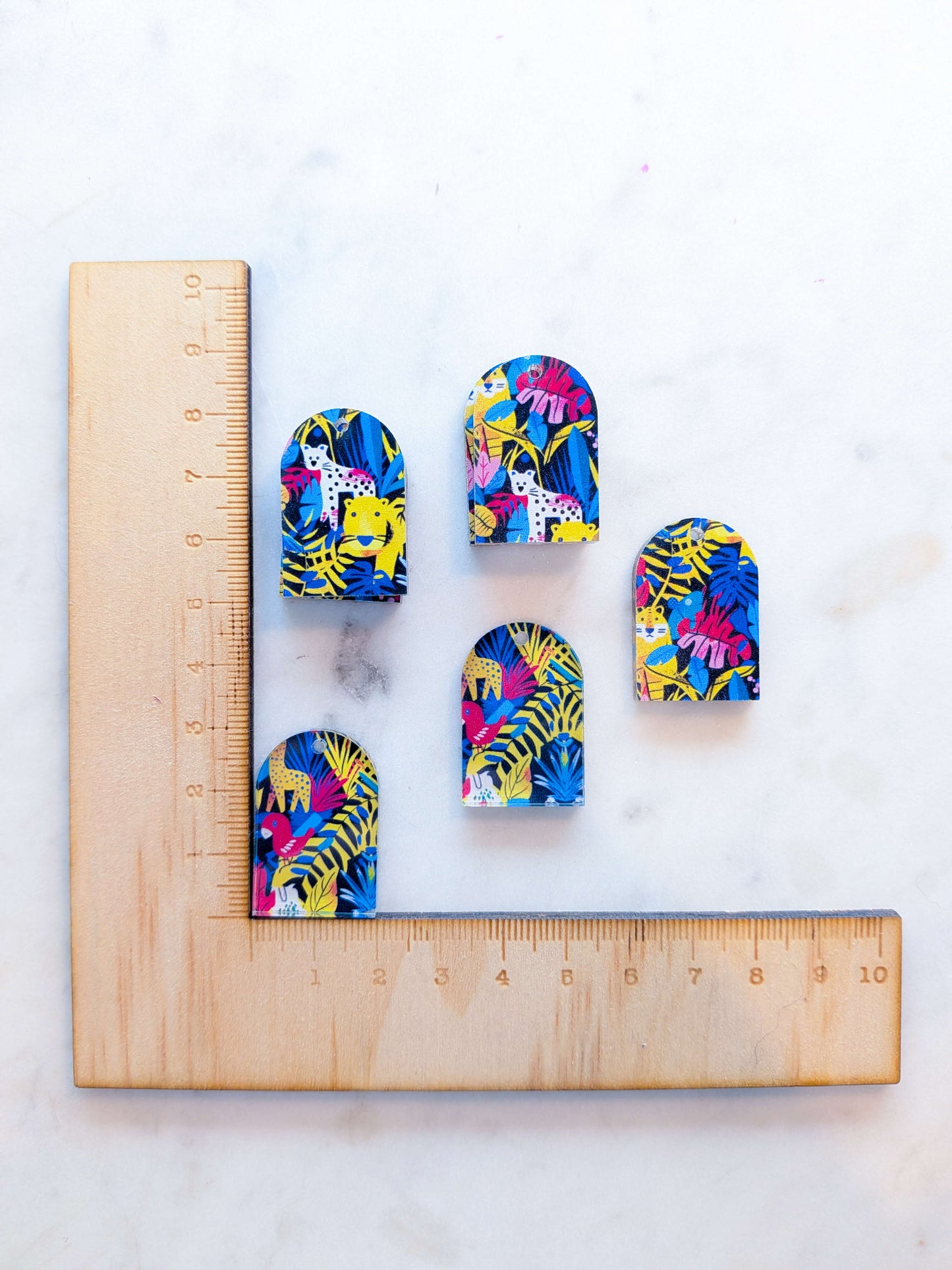 Clear Acrylic - 3cm Arch - Bold Floral - 33