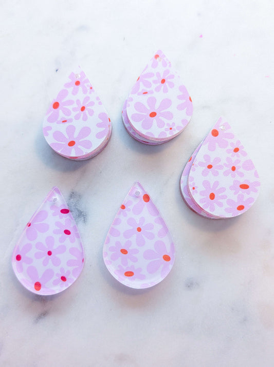 Clear Acrylic - 4cm Teardrop - Abstract Floral - 62