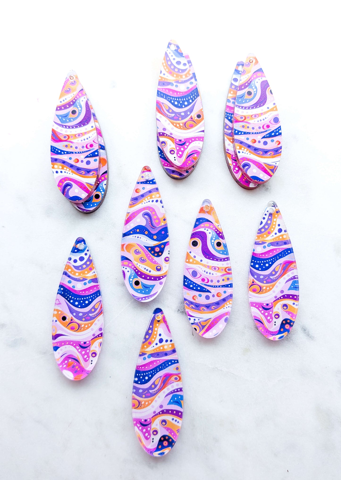 Clear Acrylic - 5cm Skinny Teardrop - Whimsical - 79