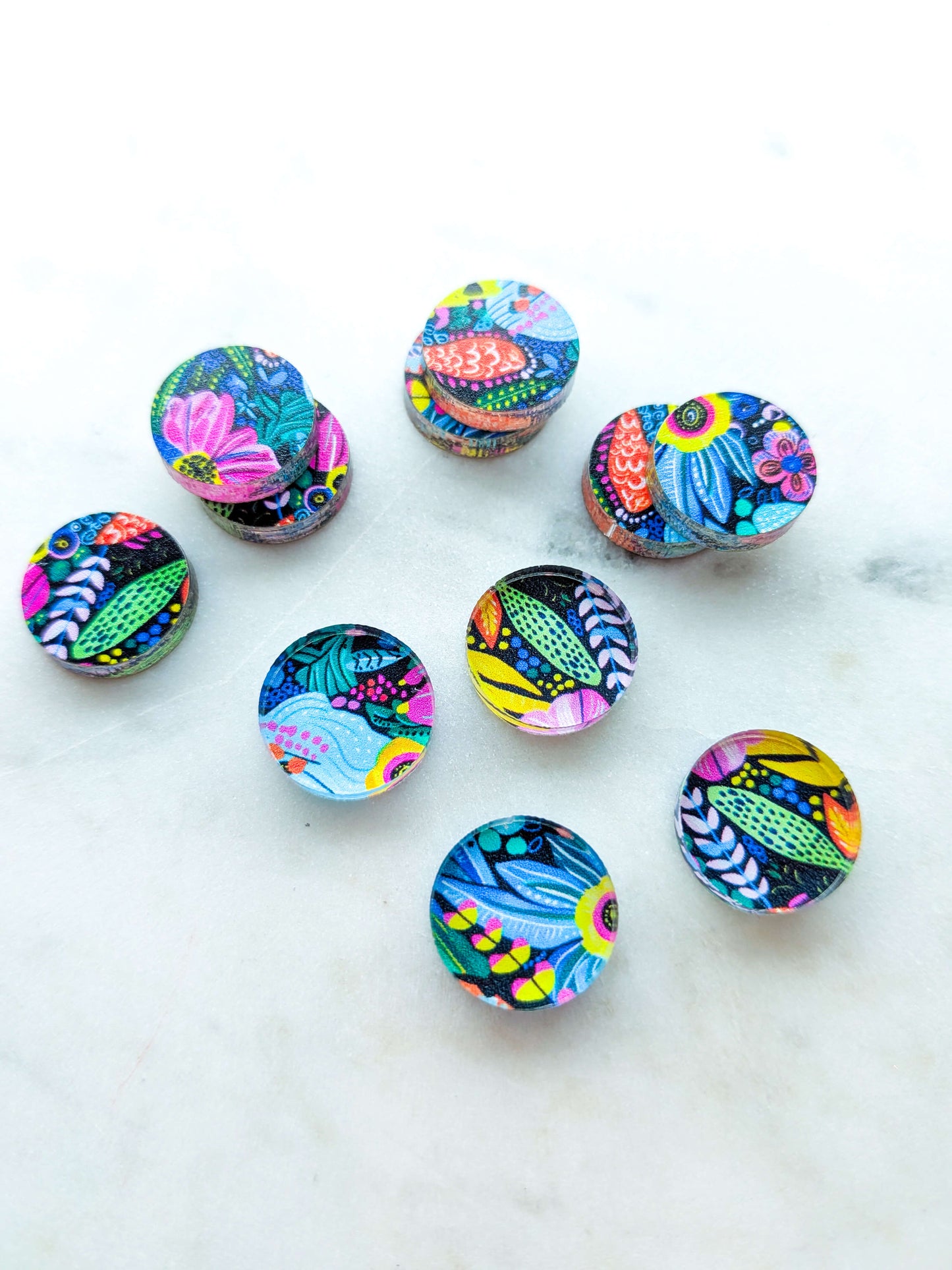 Clear Acrylic - 1.5cm Circle - Studs - Whimsical - 76