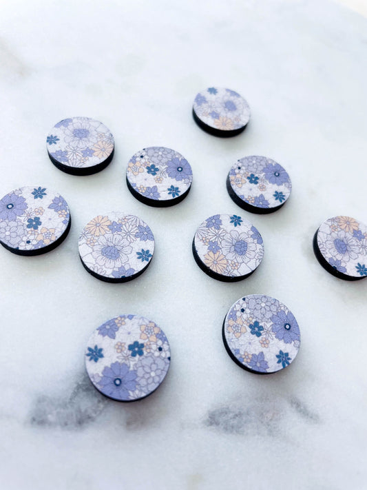 Wood - 15mm Circle - Winter Picnic - 02