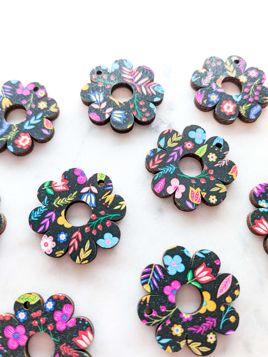 Wood - 3cm Flower with large hole - Mexican Floral - 01