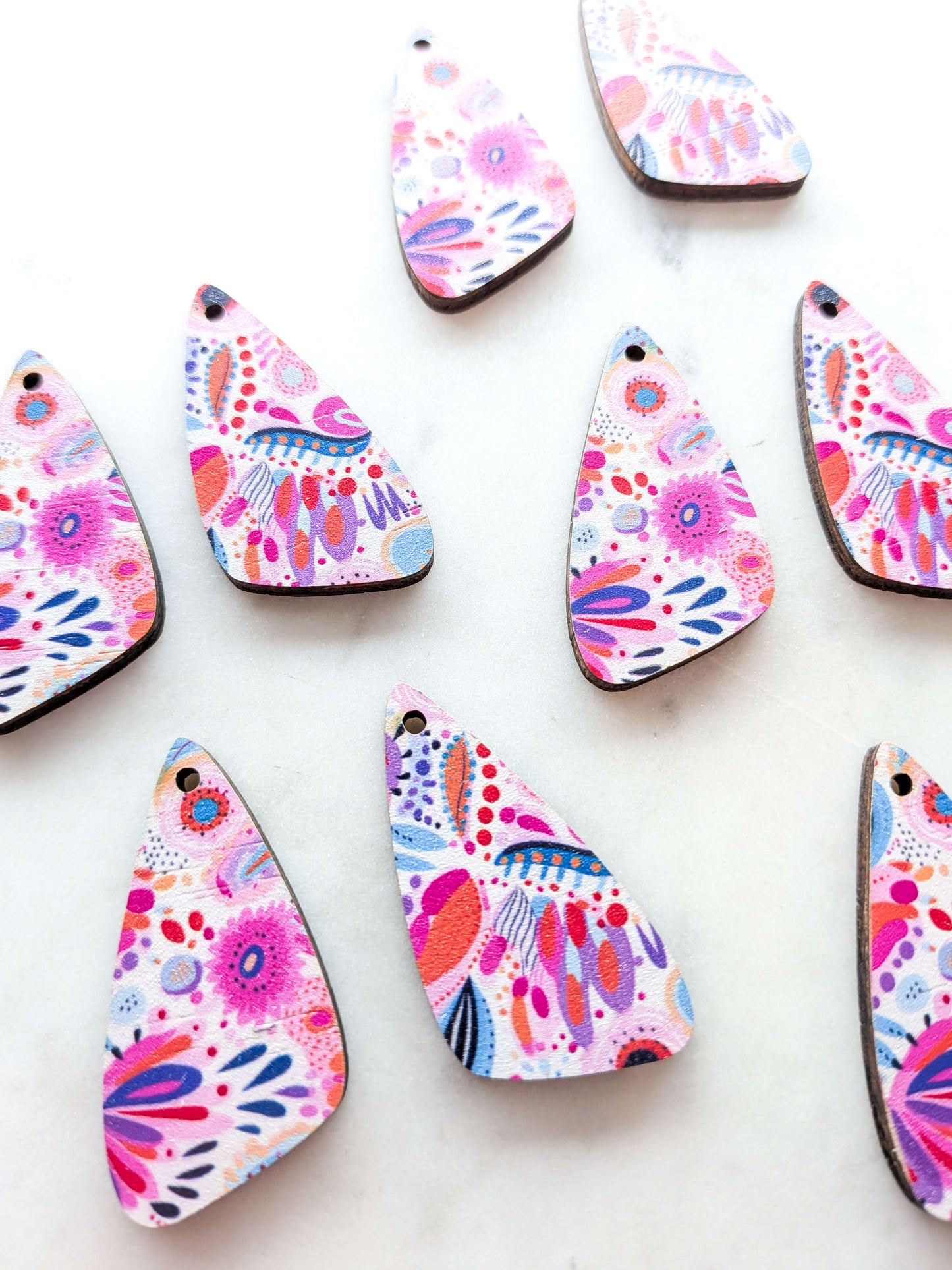 Wood - 4cm - Irregular - Bold Floral- 19