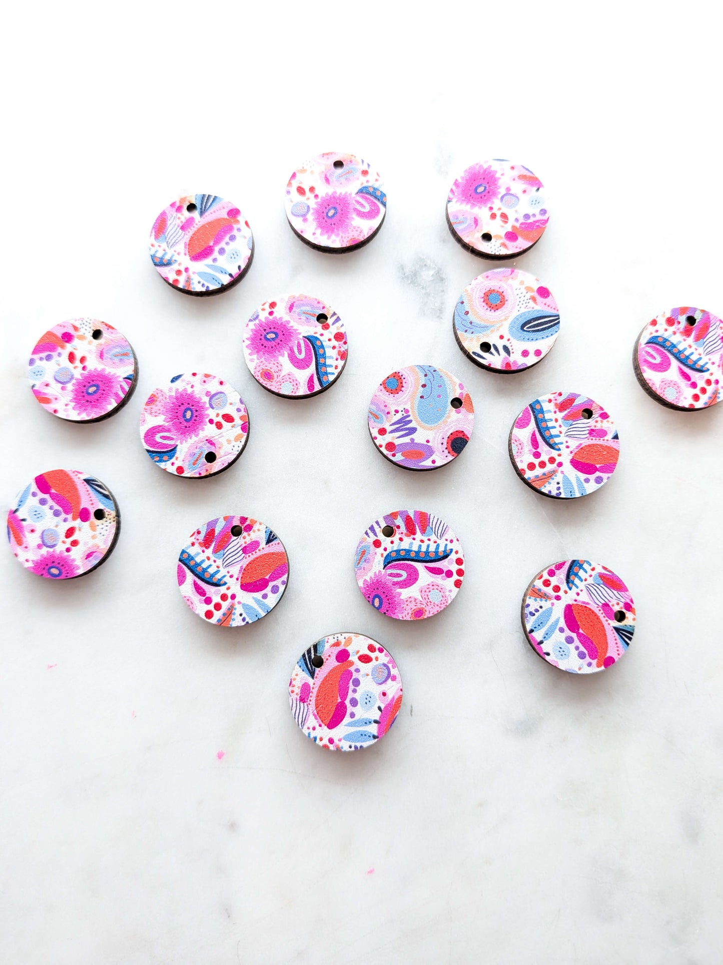Wood - 2cm Circle - Bold Floral- 19